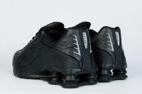 Лот: 16909977. Фото: 5. Кроссовки Nike shox R4 (18889)