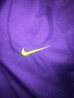 Лот: 10238497. Фото: 2. Оригинальная ветровка NIke. Мужская одежда
