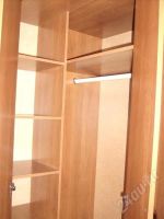 Лот: 508351. Фото: 2. Шкаф трехсекционный. Мягкая мебель