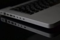 Лот: 5079359. Фото: 2. Apple MacBook 13 2,4 GHz Core... Компьютеры, ноутбуки, планшеты