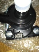 Лот: 18240886. Фото: 3. Помпа инвертора Toyota Prius NHW20... Авто, мото, водный транспорт