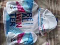 Лот: 13826087. Фото: 3. Шапка, варежки. Одежда, обувь, галантерея