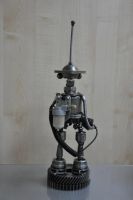 Лот: 6269716. Фото: 2. Робот из автомобильных запчастей. Сувениры, подарки