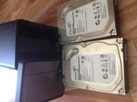 Лот: 9990040. Фото: 2. Сетевое хранилище DNS-325 Без... Серверы, СХД