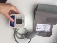 Лот: 9785729. Фото: 3. Тонометр OMRON. Красота и здоровье