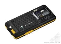 Лот: 853697. Фото: 2. неубиваемый грязефон sonyericsson... Смартфоны, связь, навигация