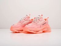Лот: 17233322. Фото: 2. Кроссовки Balenciaga Triple S... Женская обувь
