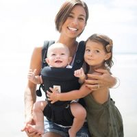 Лот: 12593298. Фото: 2. Эрго-рюкзак Ergo Baby Carrier... Дети растут