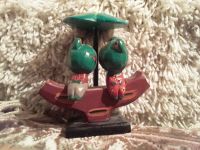 Лот: 17315937. Фото: 5. Две целующихся лягушки