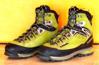 Лот: 13854653. Фото: 2. Lowa mt. expert GTX EVO. Мужская обувь