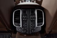 Лот: 24332928. Фото: 13. Porsche Cayenne 2015