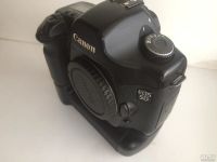 Лот: 8317665. Фото: 4. Фотоаппарат Canon 5D + батарейный... Красноярск