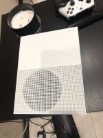 Лот: 15764197. Фото: 3. xbox one s 500GB + 19 игр торг. Компьютеры, оргтехника, канцтовары