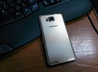 Лот: 10667160. Фото: 4. Две штуки Galaxy alpha G850F...