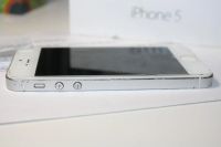 Лот: 7154073. Фото: 5. Iphone 5 32gb сколы и коцки на...