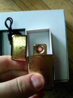 Лот: 9078146. Фото: 2. Зажигалка заряжающаяся. Сувениры, подарки