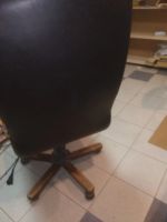Лот: 22192143. Фото: 5. (131) Кресло руководителя офисное...