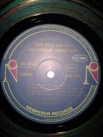 Лот: 25633218. Фото: 6. LP JEFF BECK -WITH THE JAN Hammer...
