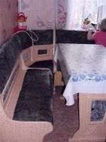 Лот: 2235291. Фото: 2. кухонный мягкий уголок + стол. Кухонная мебель