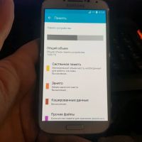 Лот: 14788858. Фото: 7. Samsung GT-i9500 Galaxy S4 16Gb...