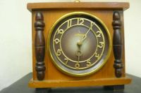 Лот: 5897664. Фото: 3. Настольные часы "Маяк" из СССР... Домашний быт