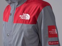 Лот: 12694532. Фото: 6. Ветровка The North Face x Supreme...