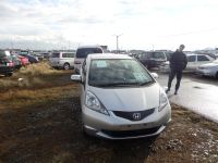 Лот: 3354634. Фото: 6. Honda Fit 2009 Без пробега Идеал