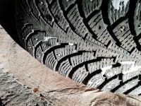 Лот: 12953400. Фото: 4. Шины Зима ШИПЫ 225/50 R17 Nordman... Красноярск