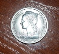 Лот: 4096229. Фото: 2. французские коморы 2 франка 1964... Монеты