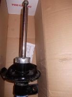 Лот: 5013326. Фото: 2. Стойки передние Mazda 3, Mazda... Автозапчасти