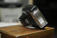 Лот: 5159508. Фото: 2. Nikon Speedlight SB-400 вспышка. Аксессуары, расходные материалы