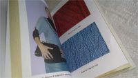 Лот: 8248089. Фото: 3. Вяжем теплые вещи для всей семьи... Литература, книги