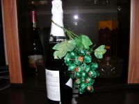 Лот: 3510764. Фото: 2. Ручная работа,Виноград из конфет... Цветы, букеты