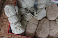 Лот: 9891374. Фото: 4. нитки бежевые для вязания, одним... Красноярск