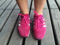 Лот: 8118040. Фото: 2. Кроссовки Adidas оригинал. Женская обувь