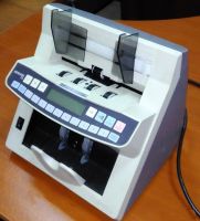 Лот: 11470015. Фото: 3. Счетчик банкнот Magner 75 D в... Бизнес