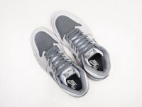 Лот: 20596238. Фото: 2. Кроссовки Nike Air Jordan 1 Mid... Мужская обувь
