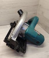 Лот: 25730263. Фото: 2. Дисковая пила Makita 5704R 1200w... Инструмент и расходные