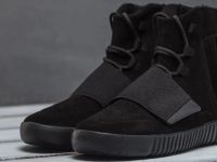 Лот: 8594018. Фото: 5. Кроссовки Adidas Yeezy 750 Boost...