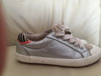 Лот: 12426305. Фото: 2. Кроссовки Zara р-р 30. Обувь