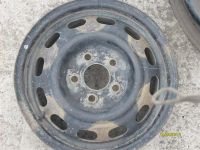 Лот: 502453. Фото: 2. две штамповки в хорошем состоянии... Шины, Диски