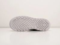 Лот: 20124594. Фото: 6. Кроссовки Nike Air Force 1 Luxe...