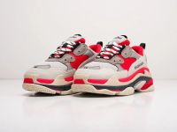 Лот: 17097450. Фото: 2. Кроссовки Balenciaga Triple S... Женская обувь