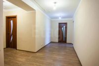 Лот: 8299155. Фото: 6. Просторная 2х-комнатная квартира...
