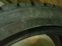 Лот: 3183662. Фото: 2. Bridgestone Blizzak R18 225 45. Шины, Диски