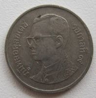 Лот: 7991502. Фото: 2. Тайланд 1 бат 2011, старт с рубля... Монеты