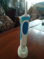 Лот: 13329172. Фото: 2. Электрическая зубная щетка Oral-B... Косметика и уход