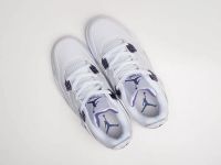 Лот: 19683669. Фото: 2. Кроссовки Nike Air Jordan 4 Retro... Женская обувь