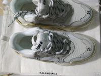 Лот: 13786603. Фото: 5. Кроссовки Balenciaga Triple S...