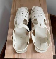 Лот: 19506701. Фото: 2. Резиновые сандалии Zara Home. Женская обувь